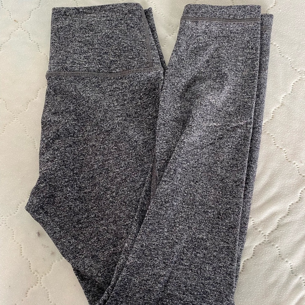 Wunder under lululemon leggings